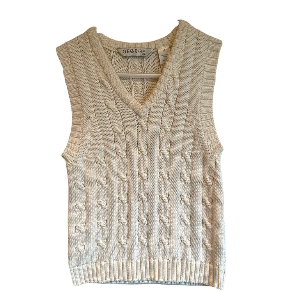**2 for $20** NWT George kids sweater vest